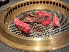 -铭牛烧肉·和牛海鲜自助(高新月牙湖店)
