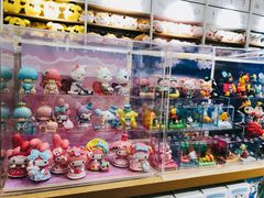-名创优品(海珠乐峰广场店)