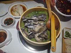 -黑鸡小馆(金源店)