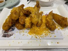 蒜香小黄鱼-东方之珠海鲜酒楼(南开店)