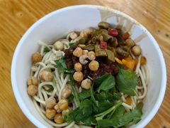 -罗氏热干牛肉面(中南三路店)