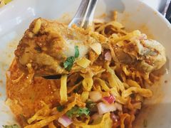 -Ongtong Khaosoi Ari Branch