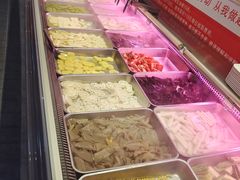 自助取餐区-名门潮牛·鲜牛肉海鲜火锅.烧烤自助餐厅(诚丰广场店)