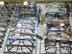 -罗创丹阳眼镜(童卫路店)