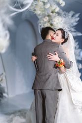 -拉瑞娜LaReine婚纱礼服高级定制