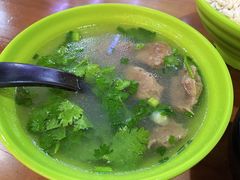 牛肉饼汤-明叔捞面