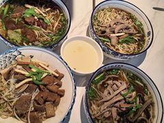 -镇南锅盖面馆(解放路店)