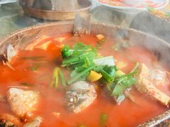 大理白族酸辣鱼-云里小坐·小院里·团建·宴请·下午茶(三圣乡店)