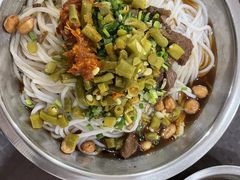 卤菜粉-试试看桂林米粉