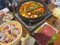 -黔有有贵州酸汤夺夺粉火锅(五味十字店)