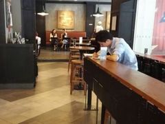 -星巴克(北新泾店)