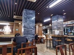 大堂-亮亮面馆(经六路店)