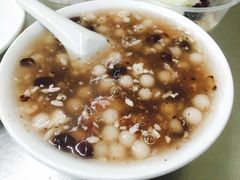 -芳婆糕团店(王府大街店)
