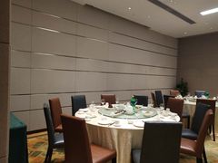 -上海虹桥君丽假日酒店(娄山关路地铁站店)