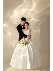 -梵汐婚纱摄影(东方之门店)