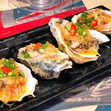 配以香辣的汤汁,一口吃到嘴里