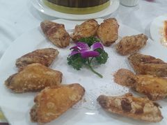 蒜香鸡翅-九头鸟酒家(东高地店)