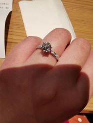 -威德钻石-克拉钻大本营(南京东路店)