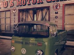 -席娜卡琳火车铁道夜市