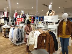-优衣库(海口秀英万达广场店)