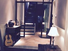 -杨桃院子咖啡吧(中华红墨店)