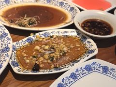-老天桥酱肉烧饼夹肘子(天桥店)