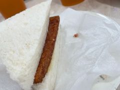 餐肉三文治-喜莲咖啡