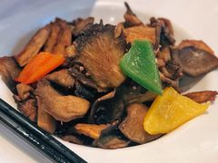 鹅肝酱焗鲜菇-庄氏祥记家常食府(国瑞建材家居博览中心店)
