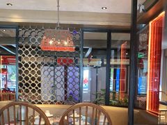 大堂-江边城外烤全鱼(方庄时代购物中心店)
