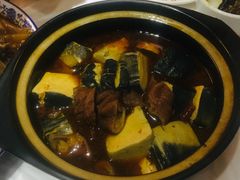 臭豆腐大肠煲-眷江南之小蓝鲸(王府大街店)