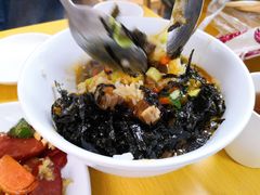 牛肉紫菜拌饭-屋里家延边朝鲜族冷面(南园店)