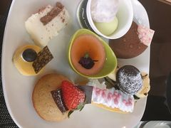 甜点小蛋糕-厦门艾美酒店·新食谱西餐厅