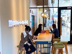 用餐区-星巴克(南通海安文峰大世界店)