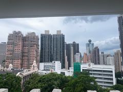 -香港大学