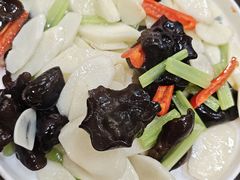 -龙香居海鲜浑锅家常菜·特色驴肉