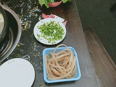 -尚品牛味汤锅火锅(康定总店)