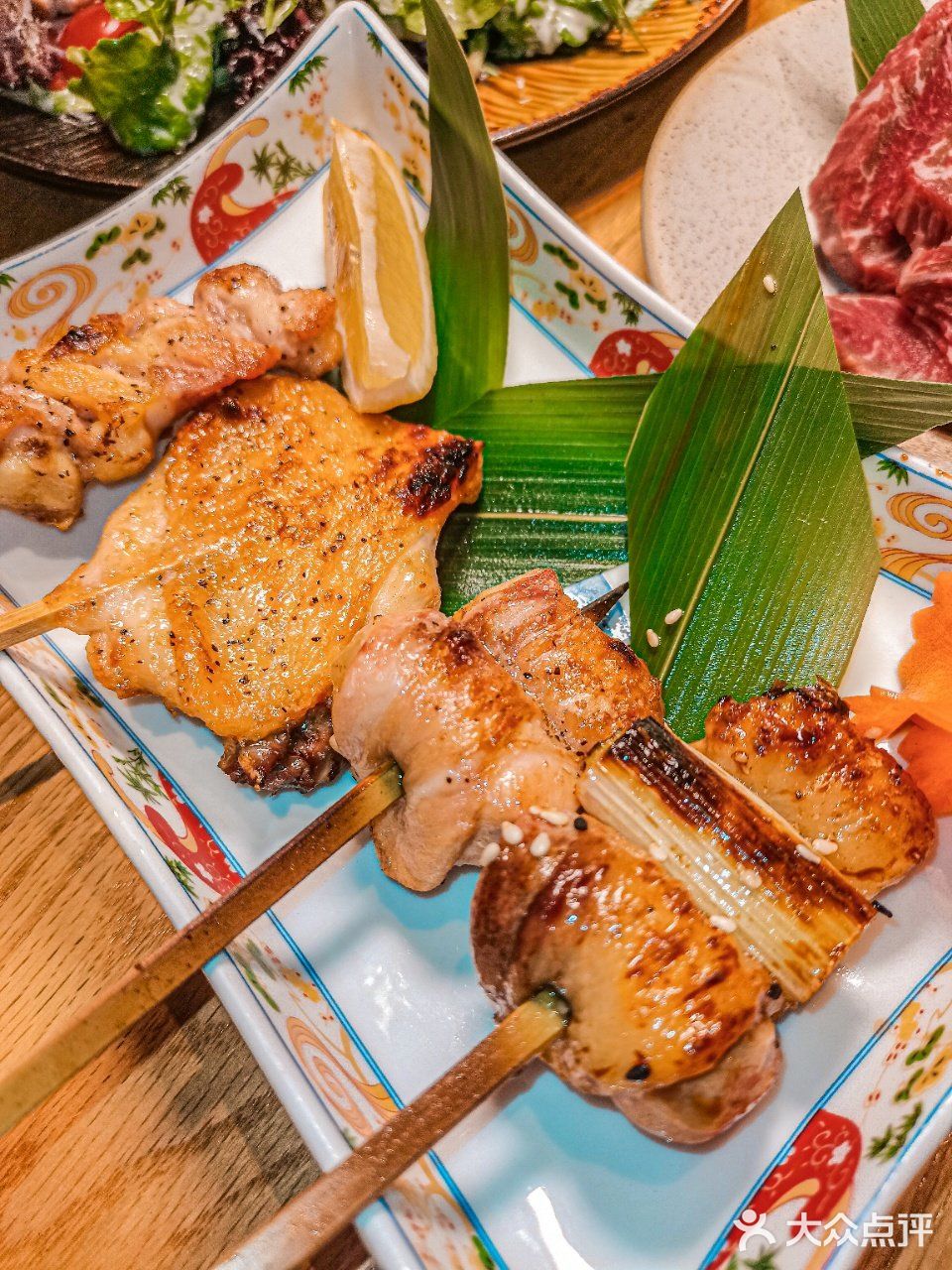 月薪3k也能来😉 就爱这口儿，一口熟成牛🐮 肉一口酒