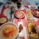店名:花漫里(万象九宜店)，地方挺好找的：乘直达电梯