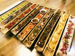 自助取餐区-胡须哥网红竹筒菜