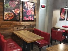 -愉肴麻辣香锅(中山路店)