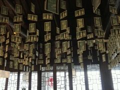 -猫的天空之城概念书店(杭州南宋御街店)