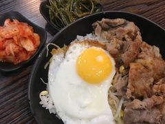 烤牛肉盖饭-HONGA HONGA雄家(曹路店)