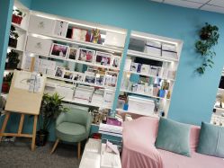 -斐尔国际皮肤管理中心