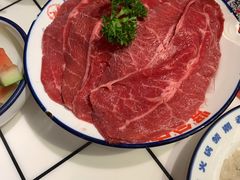 手切鲜牛肉-喜悦小串丹东小黄牛海鲜烧烤大排档(民主广场店)