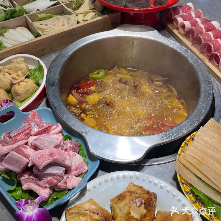 在金华也喝上新疆咸奶茶🧋啦！！！味道好特别～