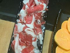 -果松木炭酸菜铜火锅·外婆参鸡汤