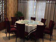 -府苑美食(政七街店)