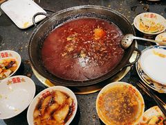 -沸炉重庆老火锅(军事博物馆店)