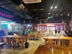 大堂-马路牙子地桌烤肉(工体店)