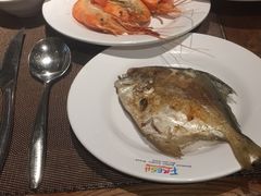 -领鲜活海鲜榴莲自助火锅(东门店)